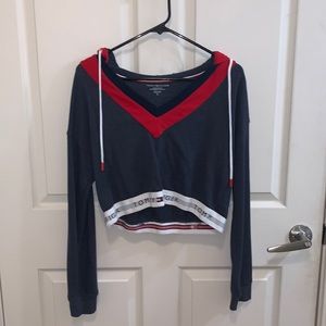 CROPPED TOMMY HILFIGER HOODIE